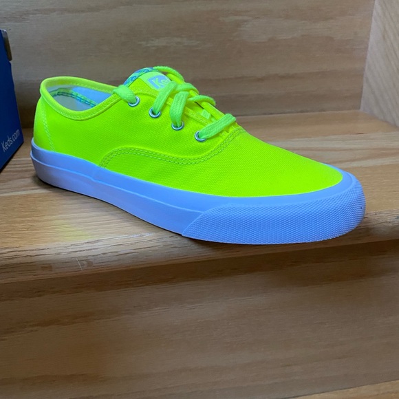 Keds Women's Surfer Neon Canvas Sneaker, Size: 6.5 - Picture 3 of 5